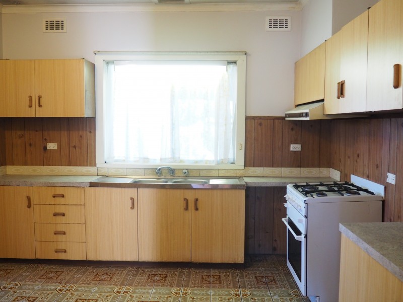 6 Sadie Court, Noble Park VIC 3174