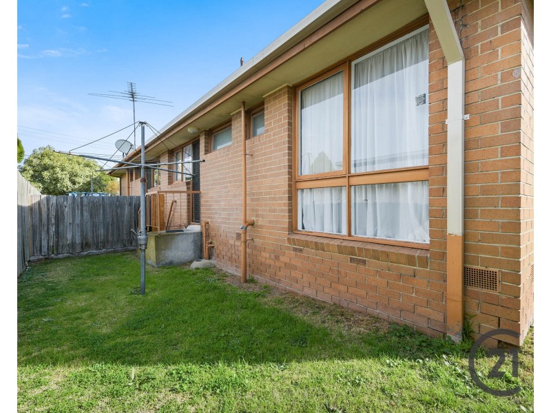 2/2 Rhoden Court, Dandenong North VIC 3175