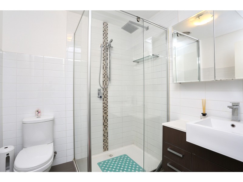 2/43 Morton Street, Clayton VIC 3168