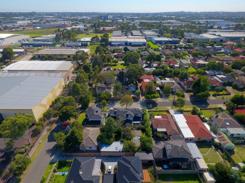 8 Kalimna Ave, Mulgrave VIC 3170