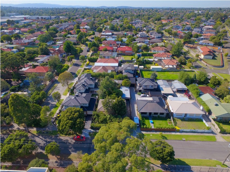 8 Kalimna Ave, Mulgrave VIC 3170