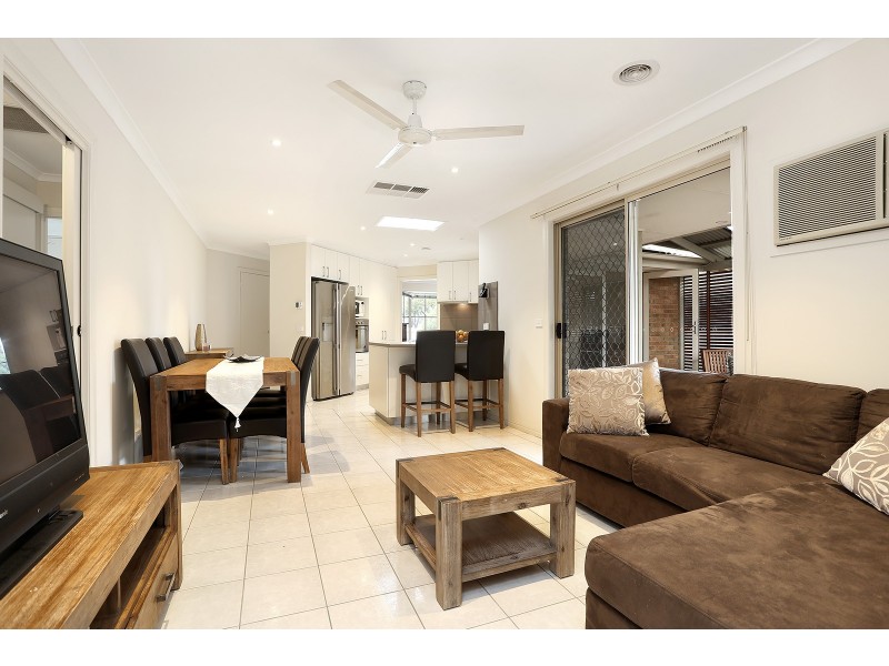 21 Chapman Street, Carrum Downs VIC 3201