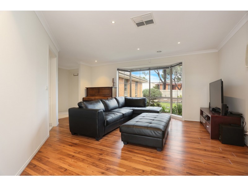 21 Chapman Street, Carrum Downs VIC 3201