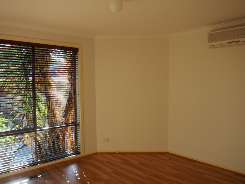 1/7 Glenthorne Drive, Keysborough VIC 3173