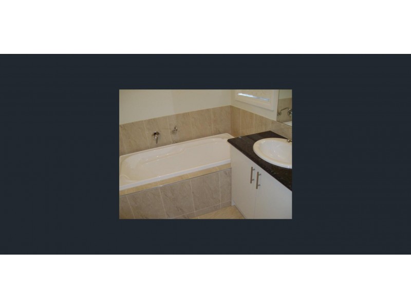 4/30 Jones Road, Dandenong VIC 3175