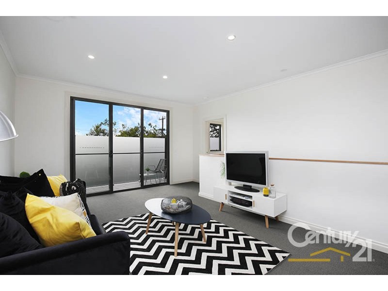 2/16 Mons Parade, Noble Park VIC 3174