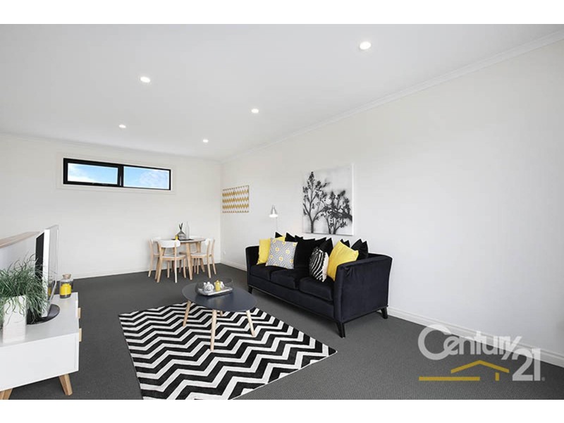 2/16 Mons Parade, Noble Park VIC 3174