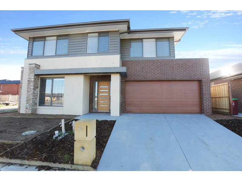 21 Sundew Avenue, Cranbourne East VIC 3977