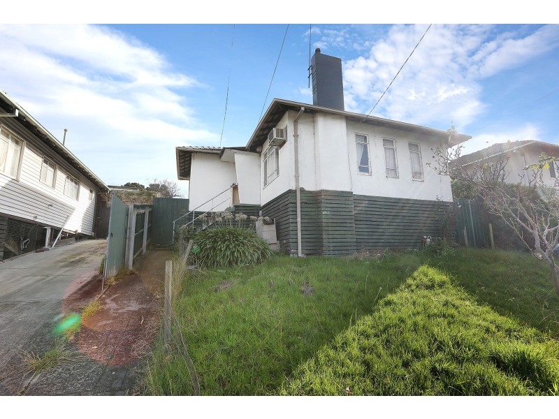 124 Paperbark Street, Doveton VIC 3177