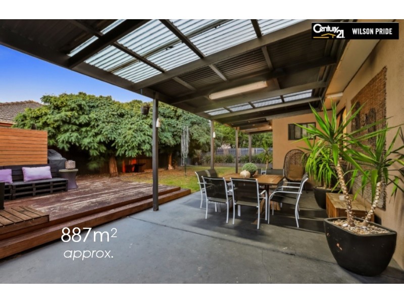 94 Railway Parade, Dandenong VIC 3175