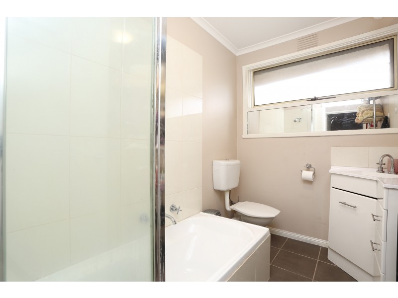 2 Brott Court, Dandenong North VIC 3175