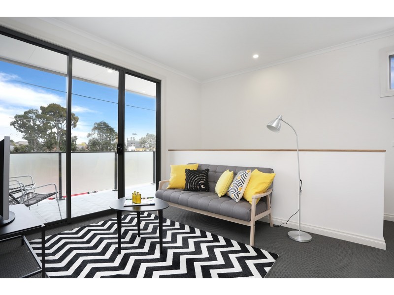 1/16 Mons Parade, Noble Park VIC 3174