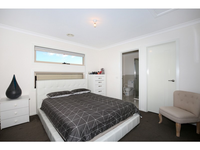 2/2 Lebanon Street, Dandenong VIC 3175