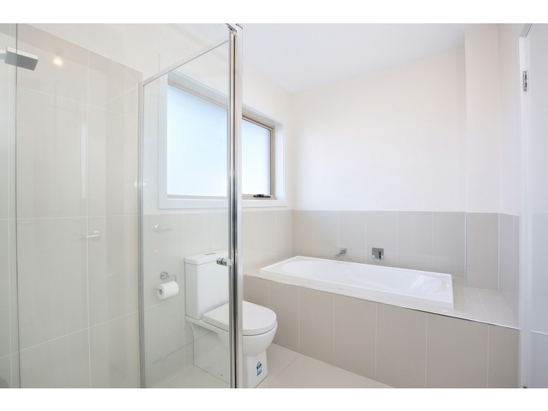 2/2 Lebanon Street, Dandenong VIC 3175