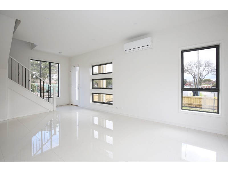 1/15 Henry Street, Noble Park VIC 3174