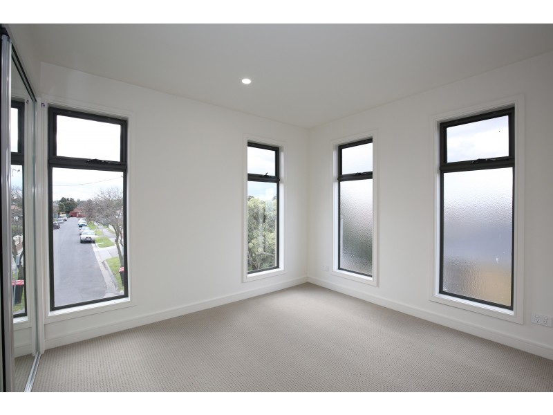 1/15 Henry Street, Noble Park VIC 3174