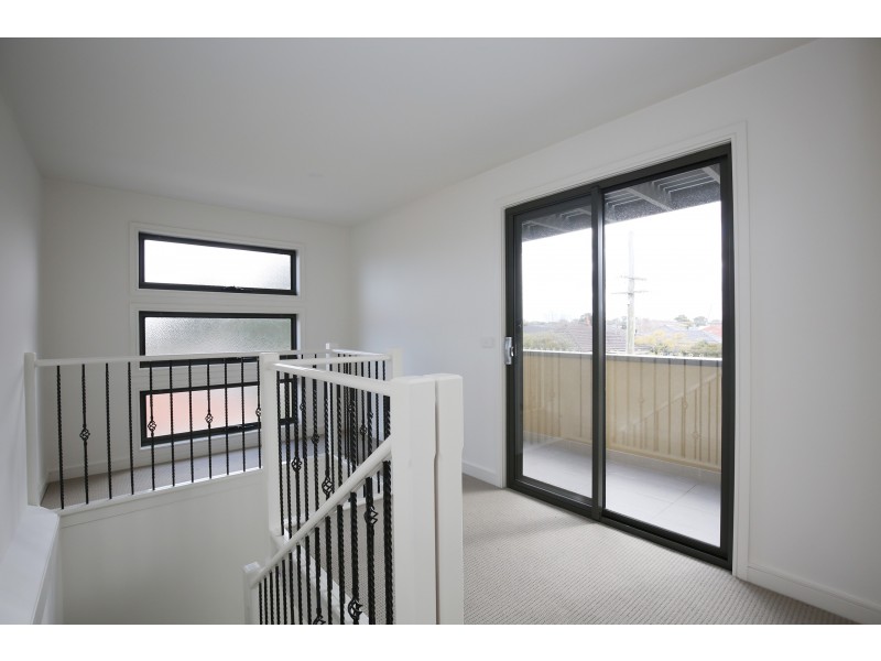 1/15 Henry Street, Noble Park VIC 3174