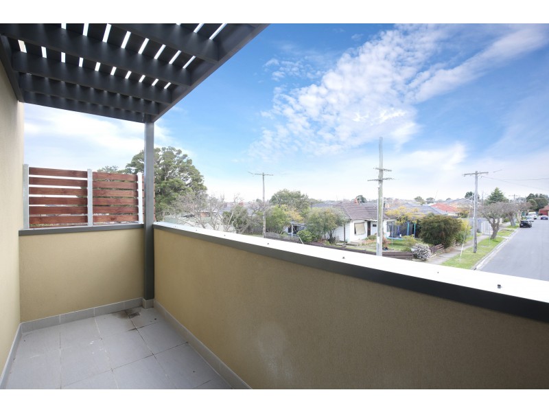 1/15 Henry Street, Noble Park VIC 3174