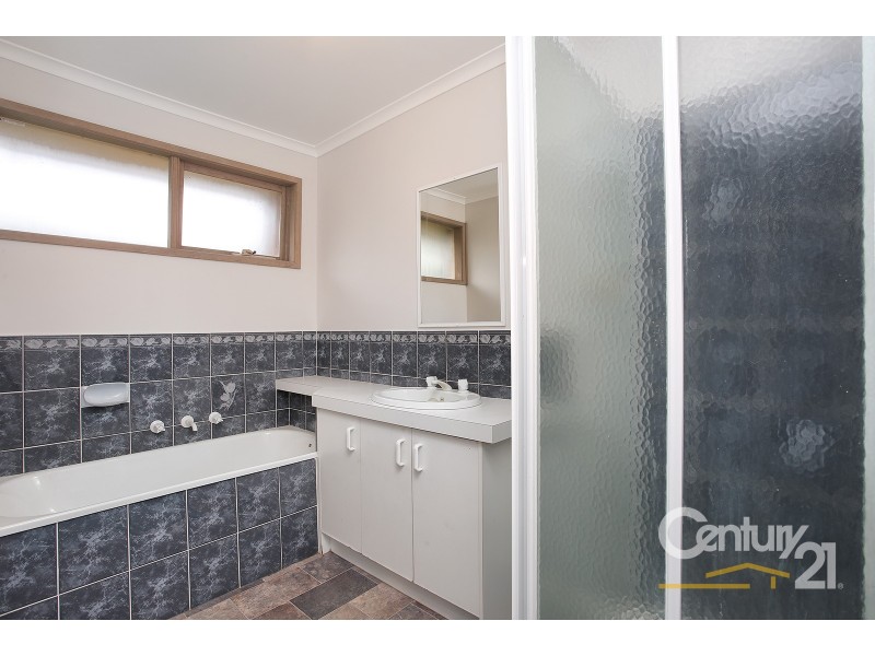 38 Bellevue Drive, Berwick VIC 3806