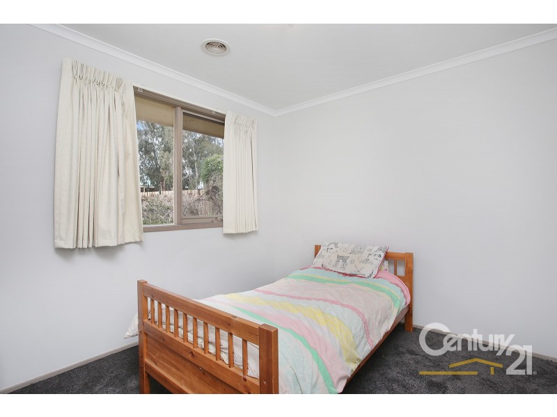 38 Bellevue Drive, Berwick VIC 3806