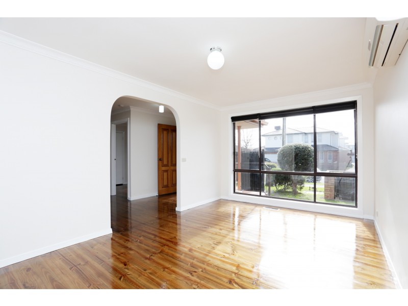 1/2 Rutherglen Street, Noble Park VIC 3174