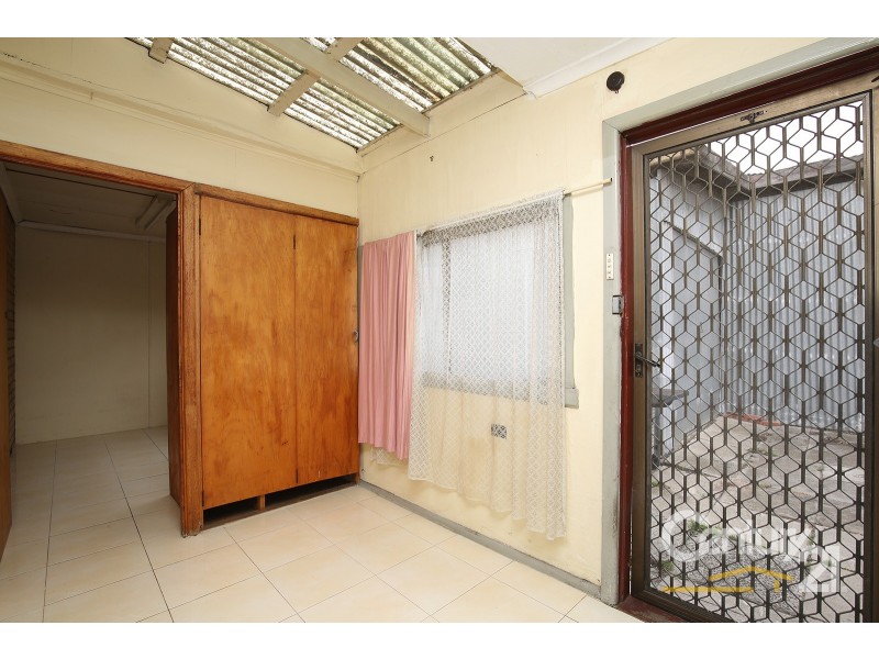 2 Hooker Avenue, Springvale VIC 3171