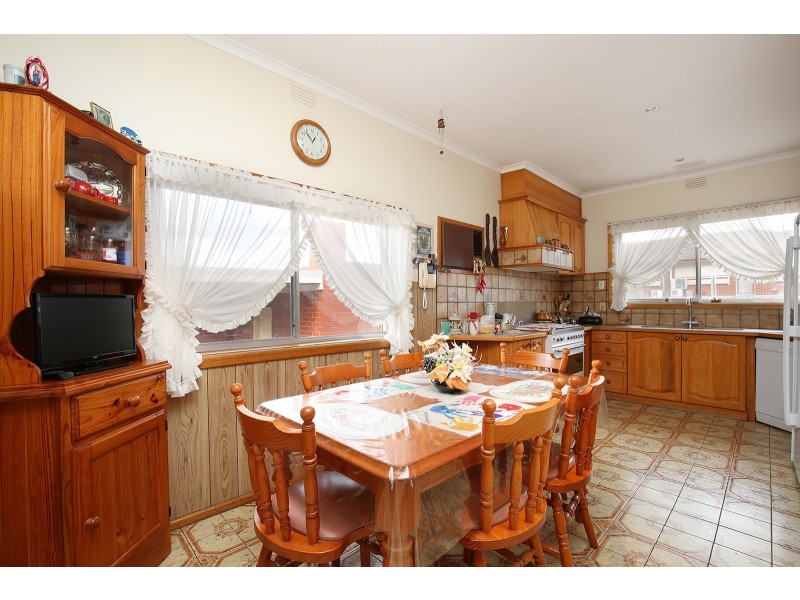 35 Gladstone Road, Dandenong VIC 3175