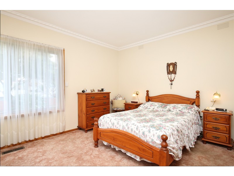 35 Gladstone Road, Dandenong VIC 3175