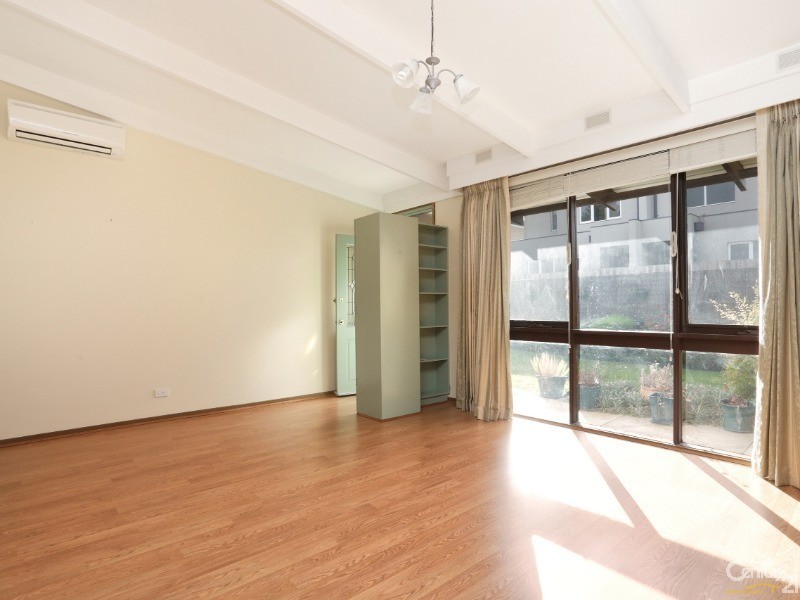 2/29 Bowmore Road, Noble Park VIC 3174