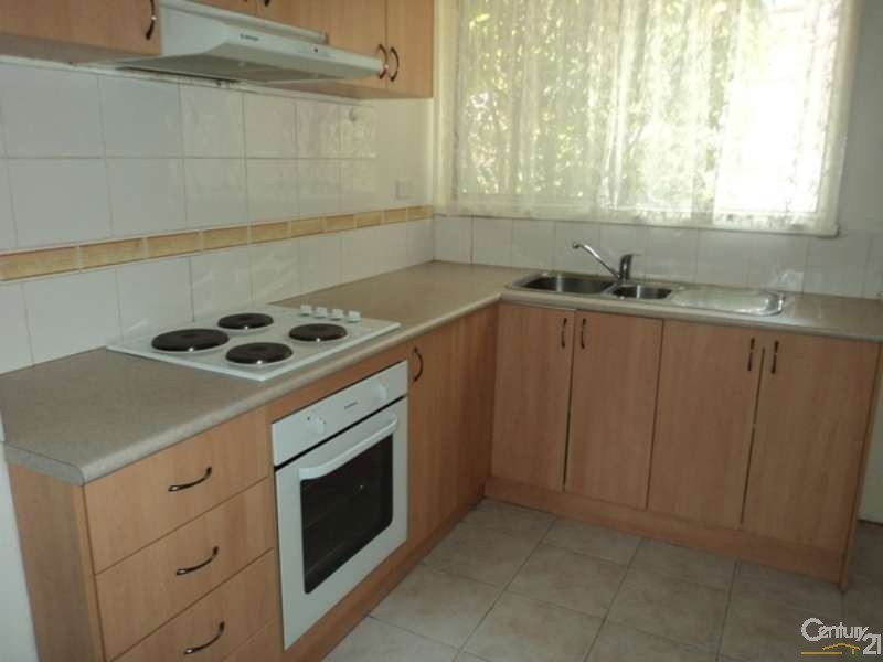 2/2 Edith Street, Dandenong VIC 3175