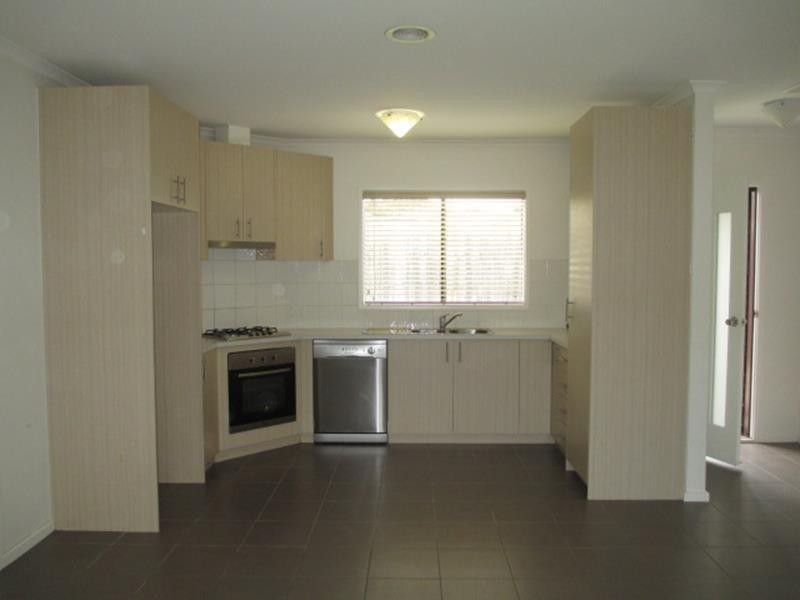 2/17 French Street, Noble Park VIC 3174