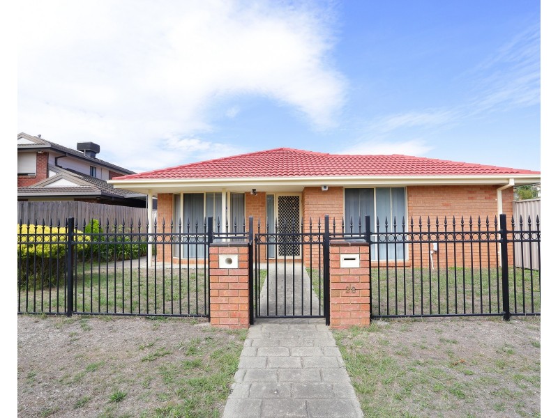 28 Hennessy Way, Dandenong North VIC 3175