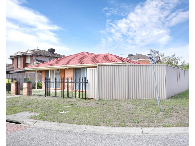 28 Hennessy Way, Dandenong North VIC 3175
