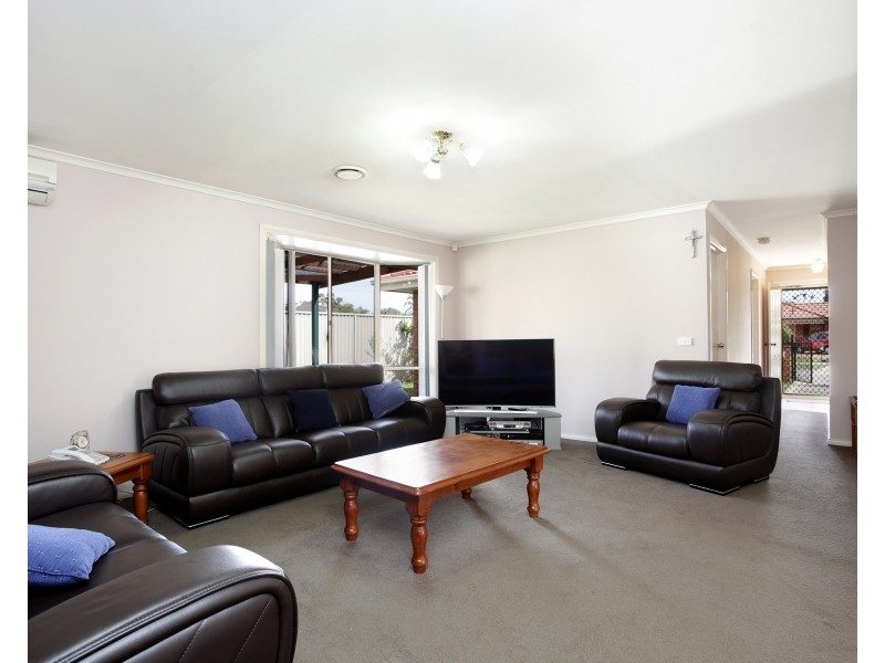 28 Hennessy Way, Dandenong North VIC 3175