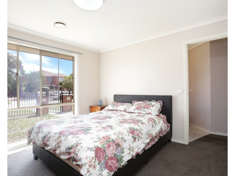 28 Hennessy Way, Dandenong North VIC 3175