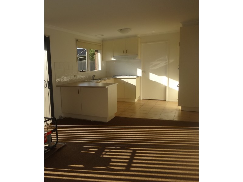 1 Greenleaf Court, Keysborough VIC 3173