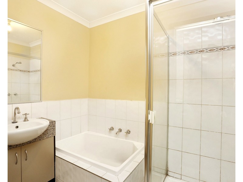 8/55-57 Hammond Road, Dandenong VIC 3175