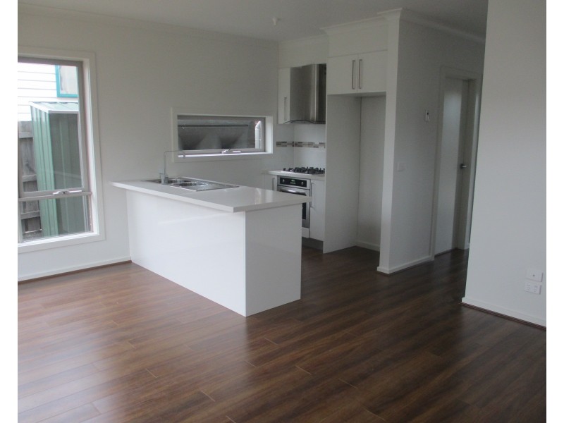 4/14 Pamela Street, Noble Park VIC 3174