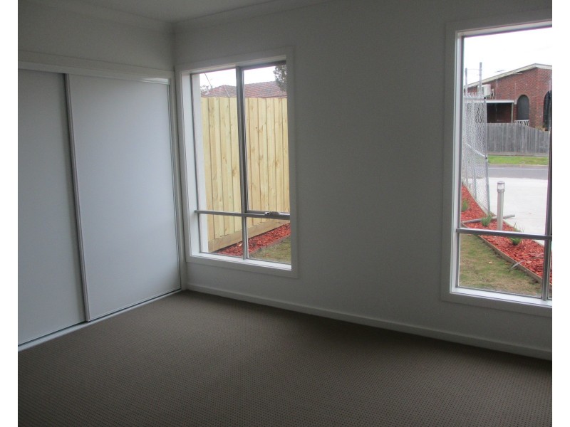 4/14 Pamela Street, Noble Park VIC 3174