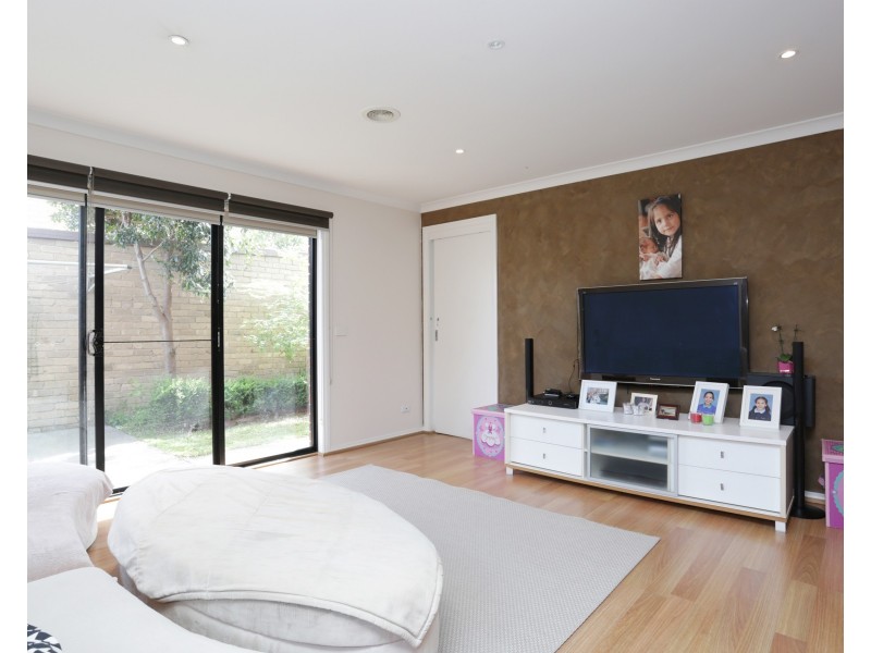 2/75 Athol Road, Springvale South VIC 3172