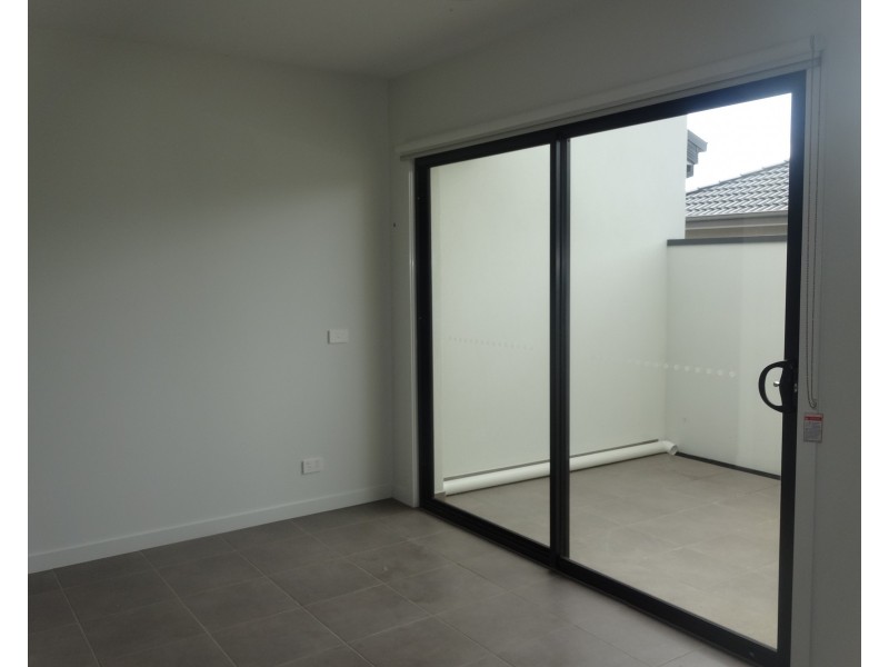 2/29 Leonard Avenue, Noble Park VIC 3174