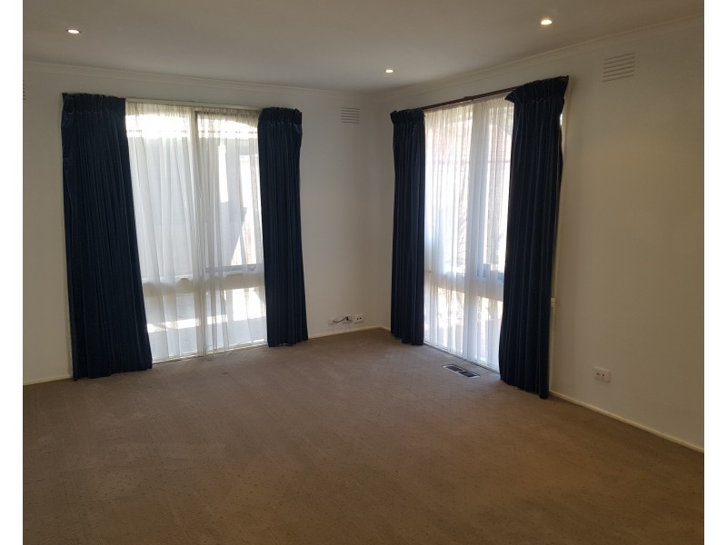 6 Hanbury Court, Keysborough VIC 3173