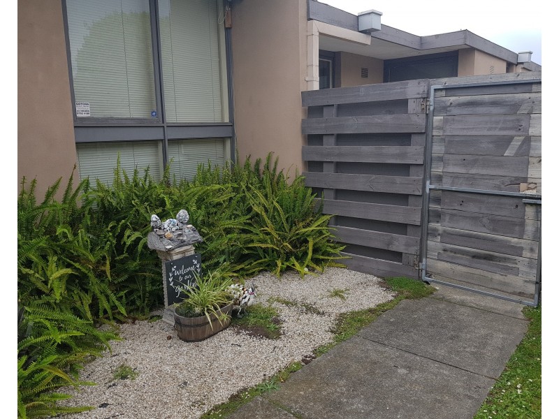 4/61 Kelvinside Road, Noble Park VIC 3174