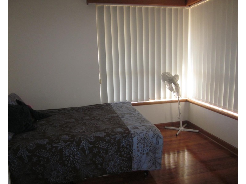 1/2 Christine Court, Noble Park VIC 3174