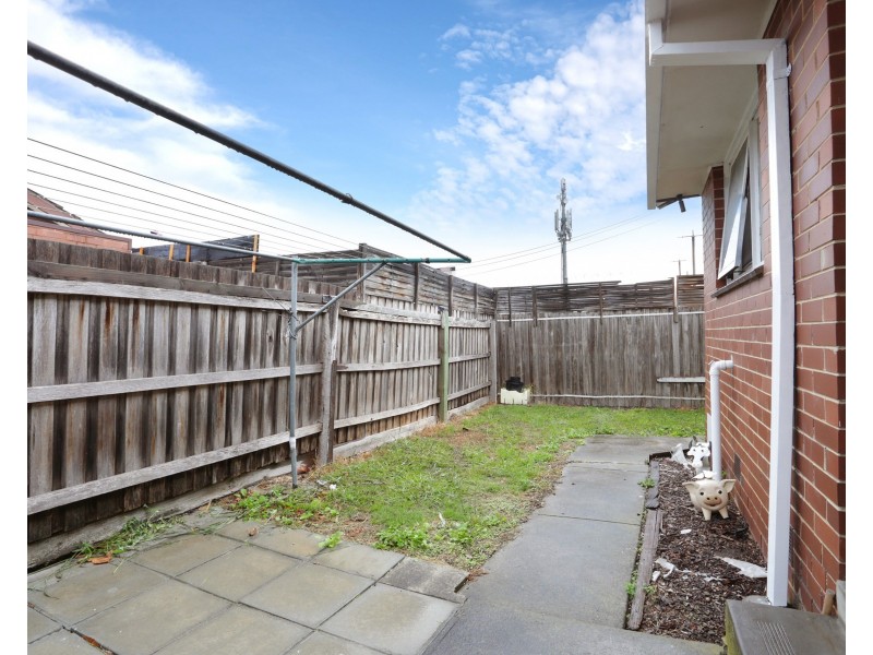 2/12 Aenone Avenue, Noble Park VIC 3174