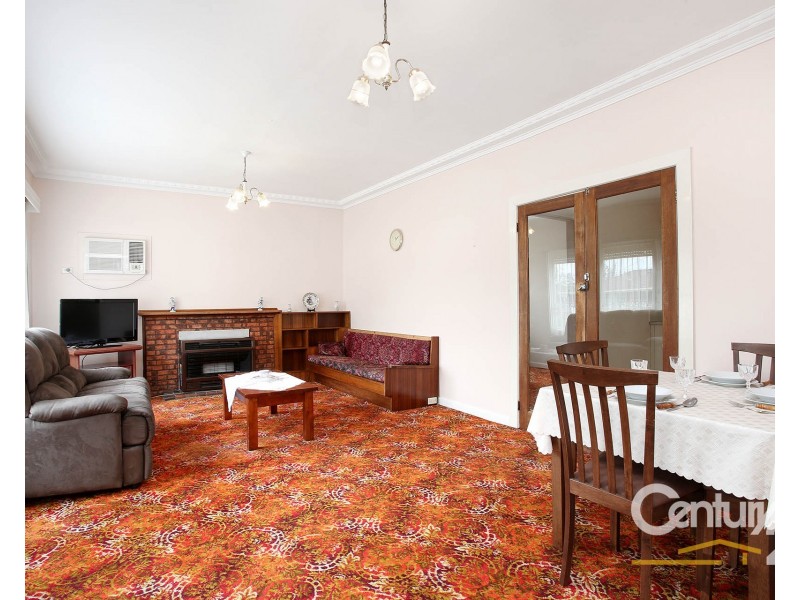 8 Holmes Street, Noble Park VIC 3174