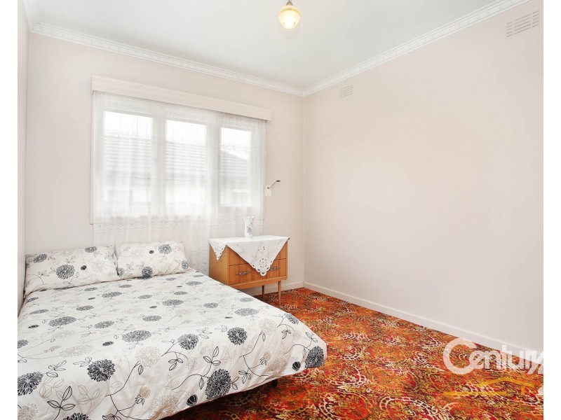 8 Holmes Street, Noble Park VIC 3174