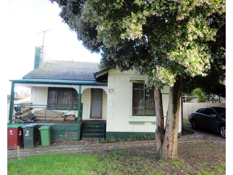 27 Tristania Street, Doveton VIC 3177