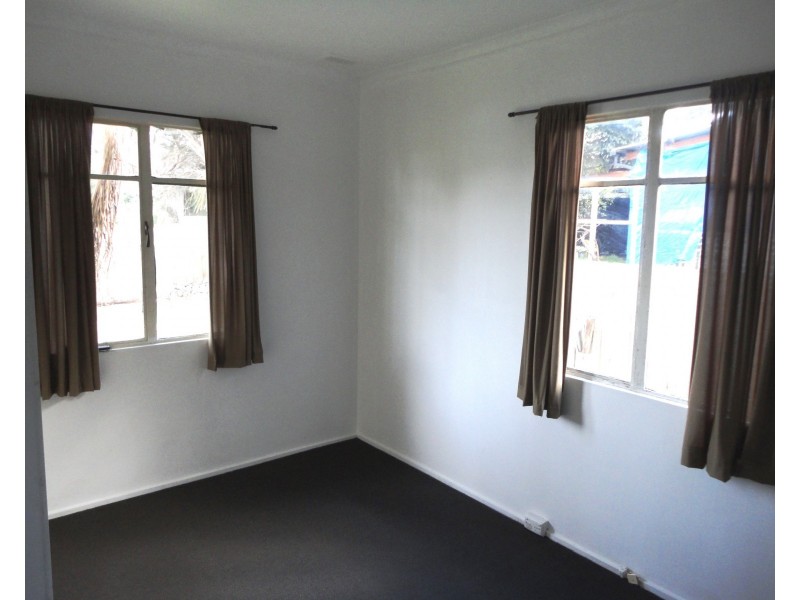 27 Tristania Street, Doveton VIC 3177