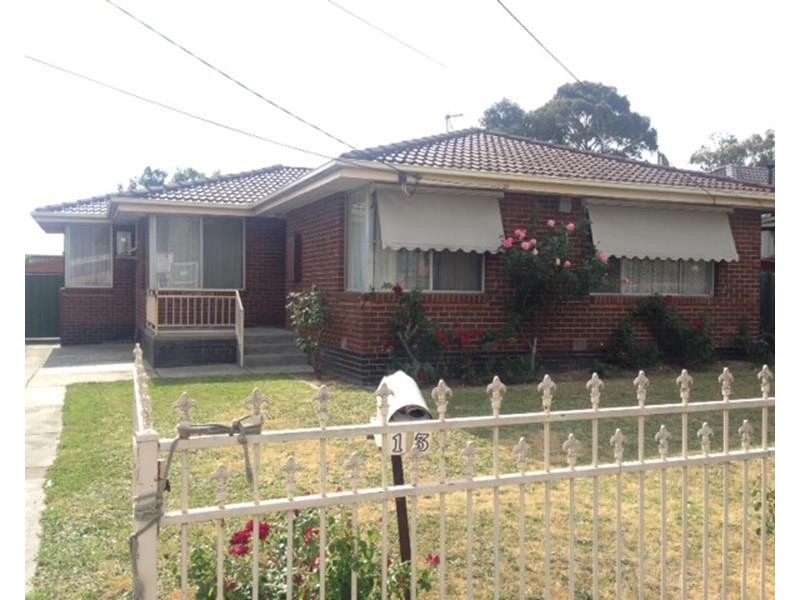 13 Brady Avenue, Clayton South VIC 3169